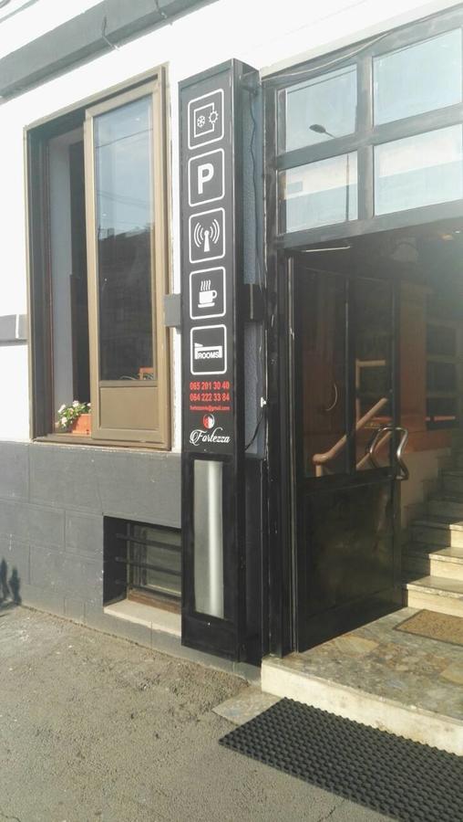 Fortezza Rooms Ni エクステリア 写真
